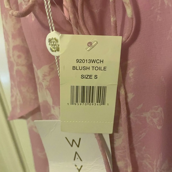 WAYF NWT Open back Ruffle Hem Midi Dress in BlushToile Brand New Size S - Picture 5 of 6